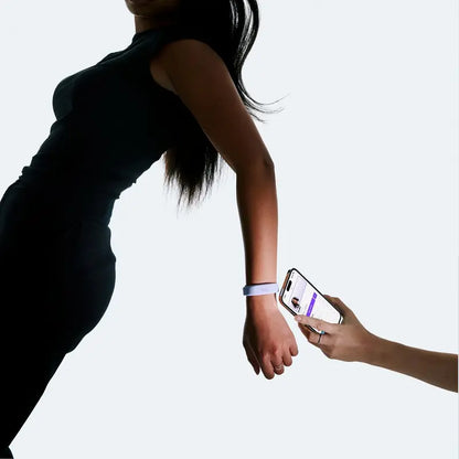 NFC wristband source lifestyle image 2